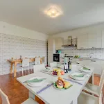Margherita Near - Family Friendly - Happy Appartement *