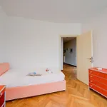 Appartement Margherita Near - Family Friendly - Happy *